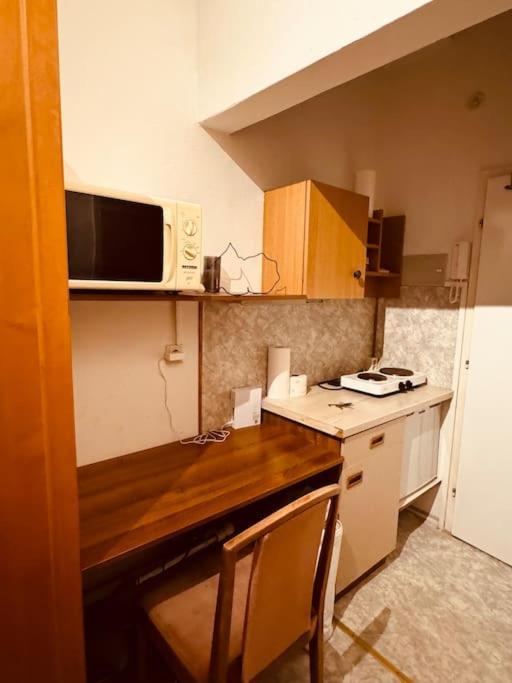 Cozy Apartment In Graz Buitenkant foto